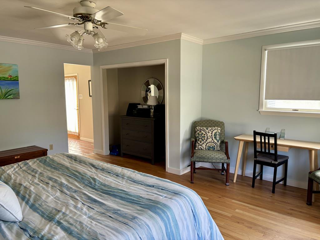 1042 Michigan | Photo 16