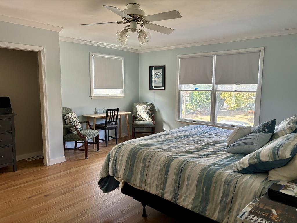 1042 Michigan | Photo 17