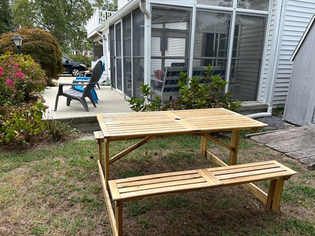 1042 Michigan | Photo 31