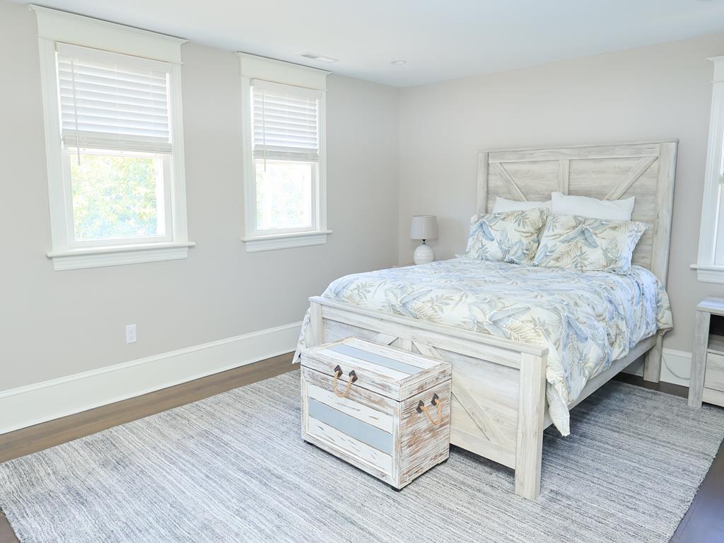 Bright & Airy Fernweh Cottage - Newly Remodeled! | Photo 17