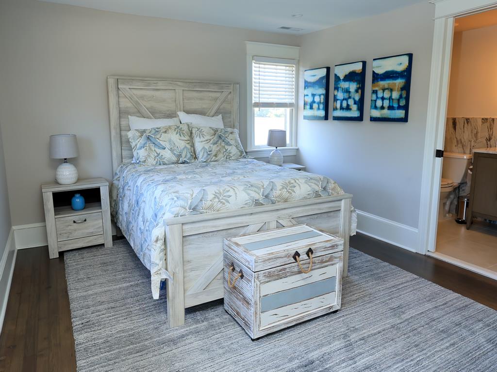 Bright & Airy Fernweh Cottage - Newly Remodeled! | Photo 18