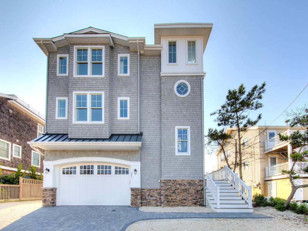 4005 S. Long Beach Blvd, Holgate