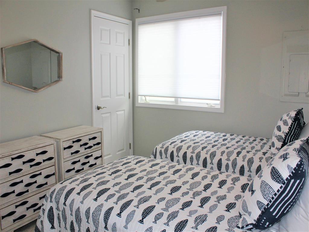 4436 Venicean Road, Sea Isle City (Bay Front)