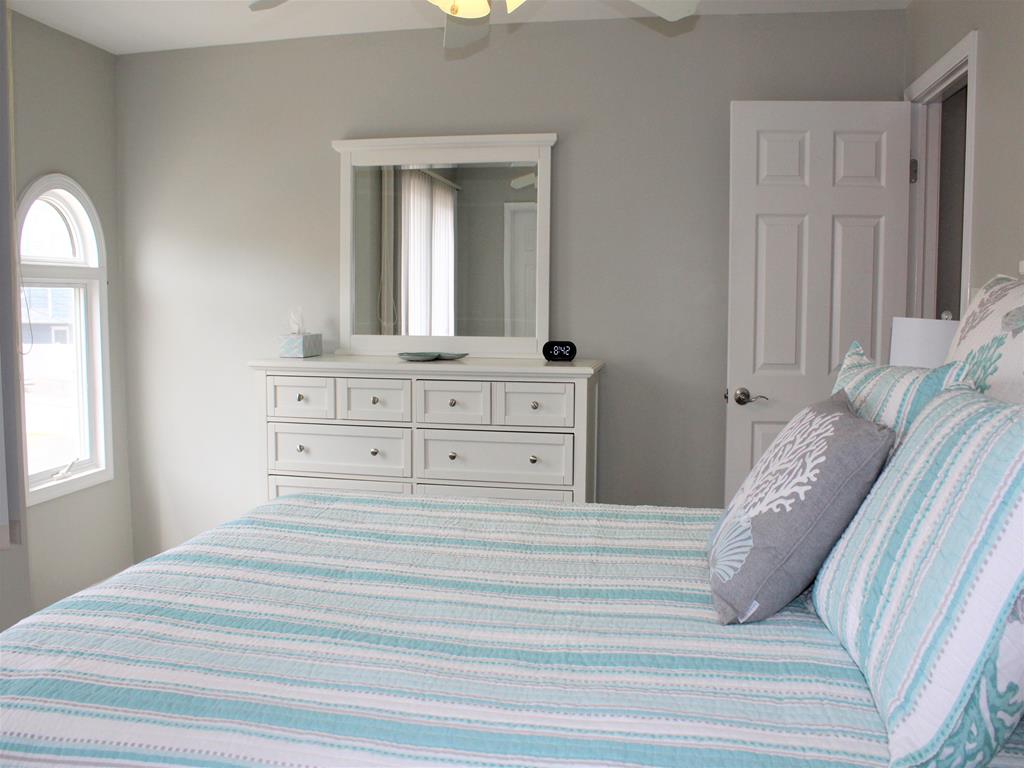 4436 Venicean Road, Sea Isle City (Bay Front)