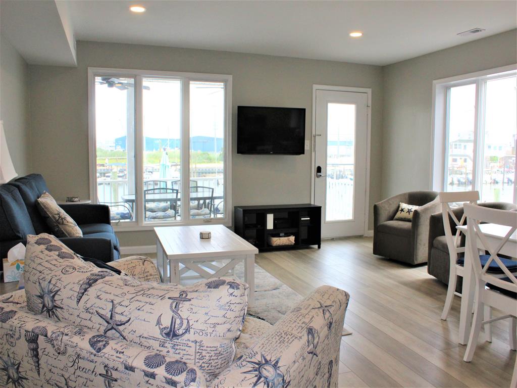 4436 Venicean Road, Sea Isle City (Bay Front)