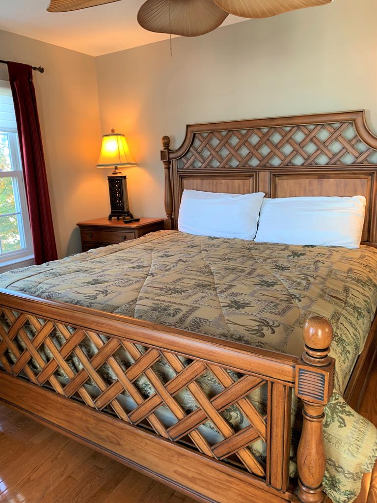 812 Bay Club Lane, Beach Haven (Bay Block)