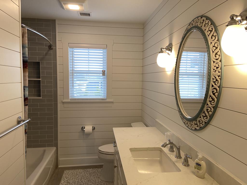 36 W. Alabama Avenue, Beach Haven Park (Bay Block)