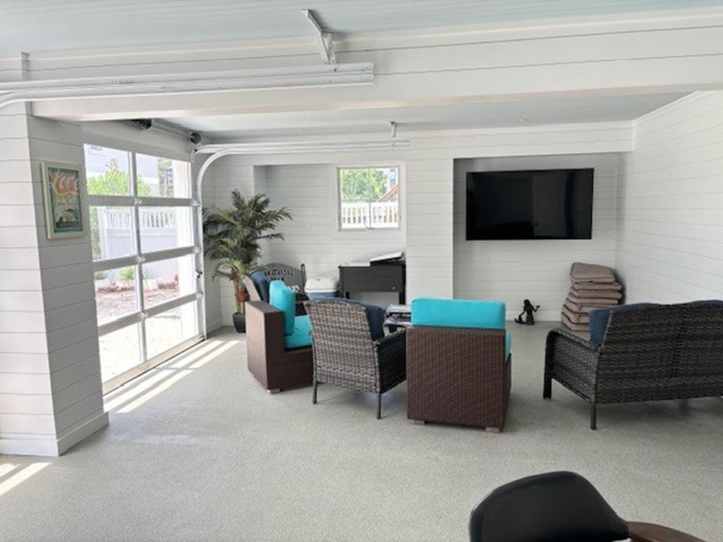 36 W. Alabama Avenue, Beach Haven Park (Bay Block)