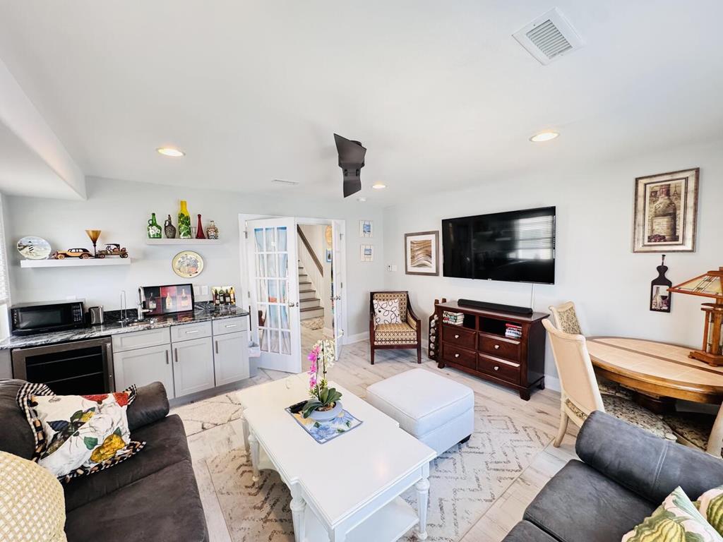 7208 Landis Avenue, Sea Isle City (Center)
