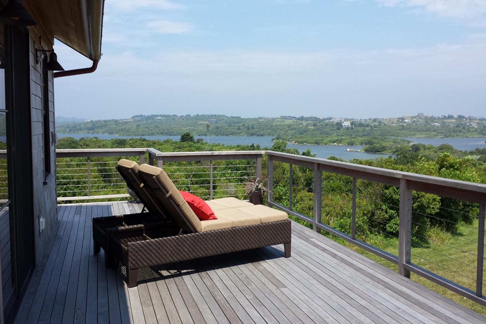 17 Round Pond Rd, Chilmark, MA 02535, Pond Front MLS 153550