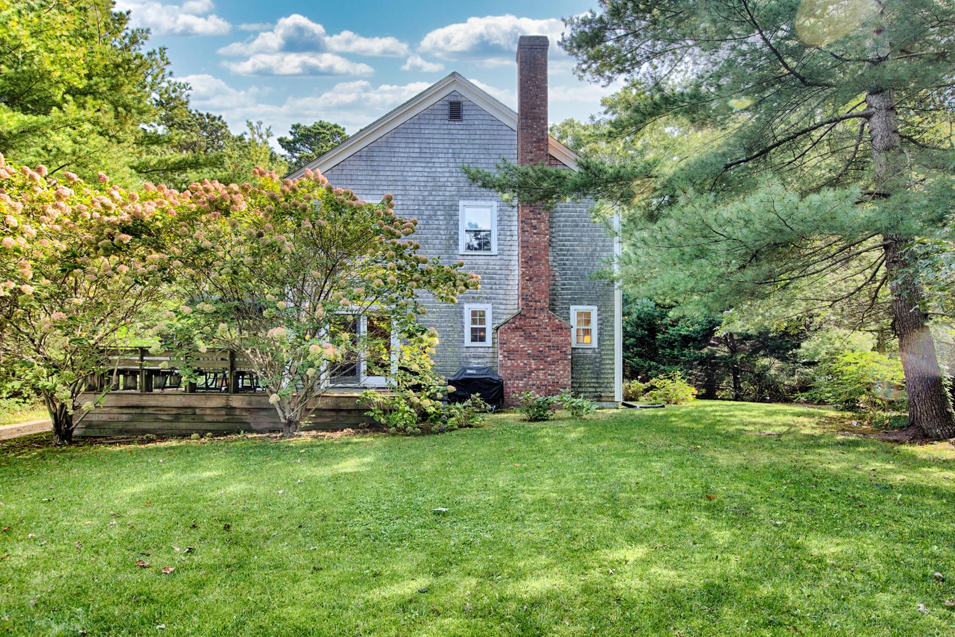 107 Iroquois, Vineyard Haven, MA 02568, Sunrise Views MLS 153587