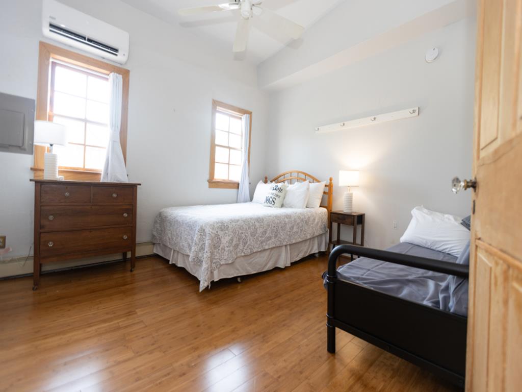 1015 Washington Arctic Fox Suite | Photo 23