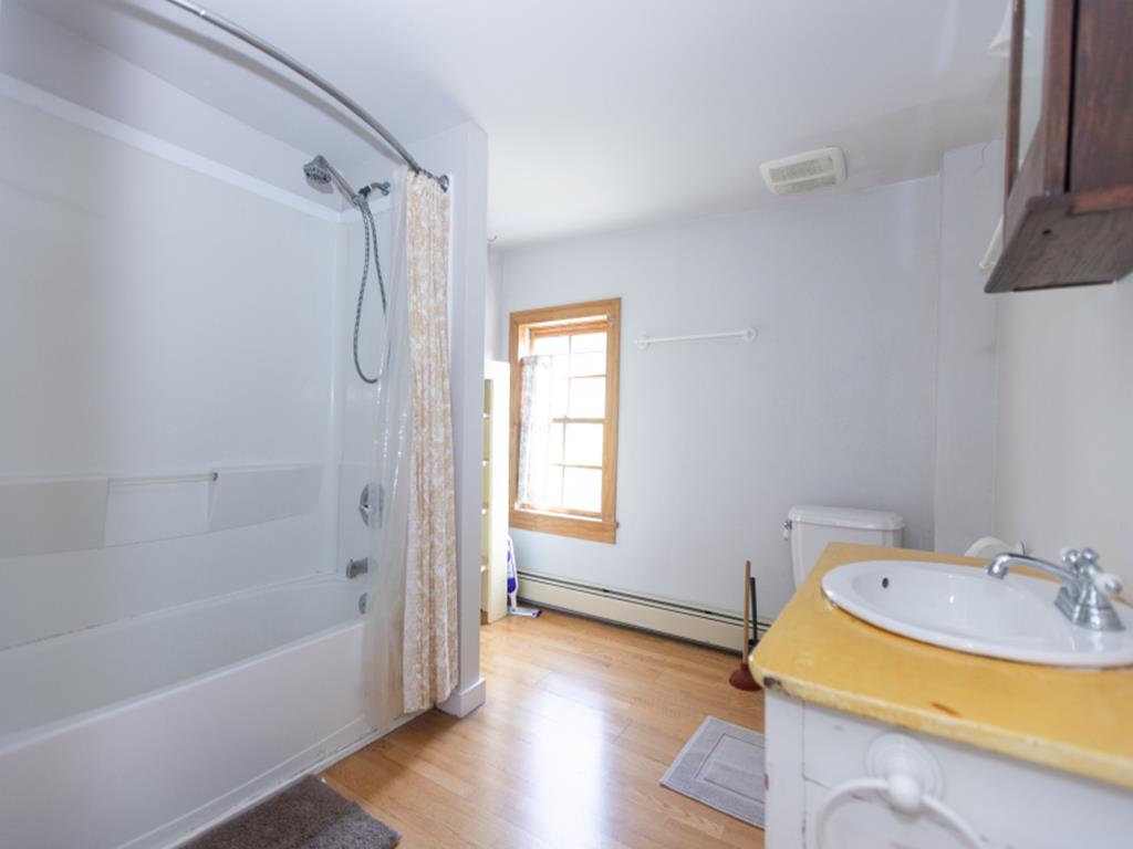 1015 Washington Arctic Fox Suite | Photo 27