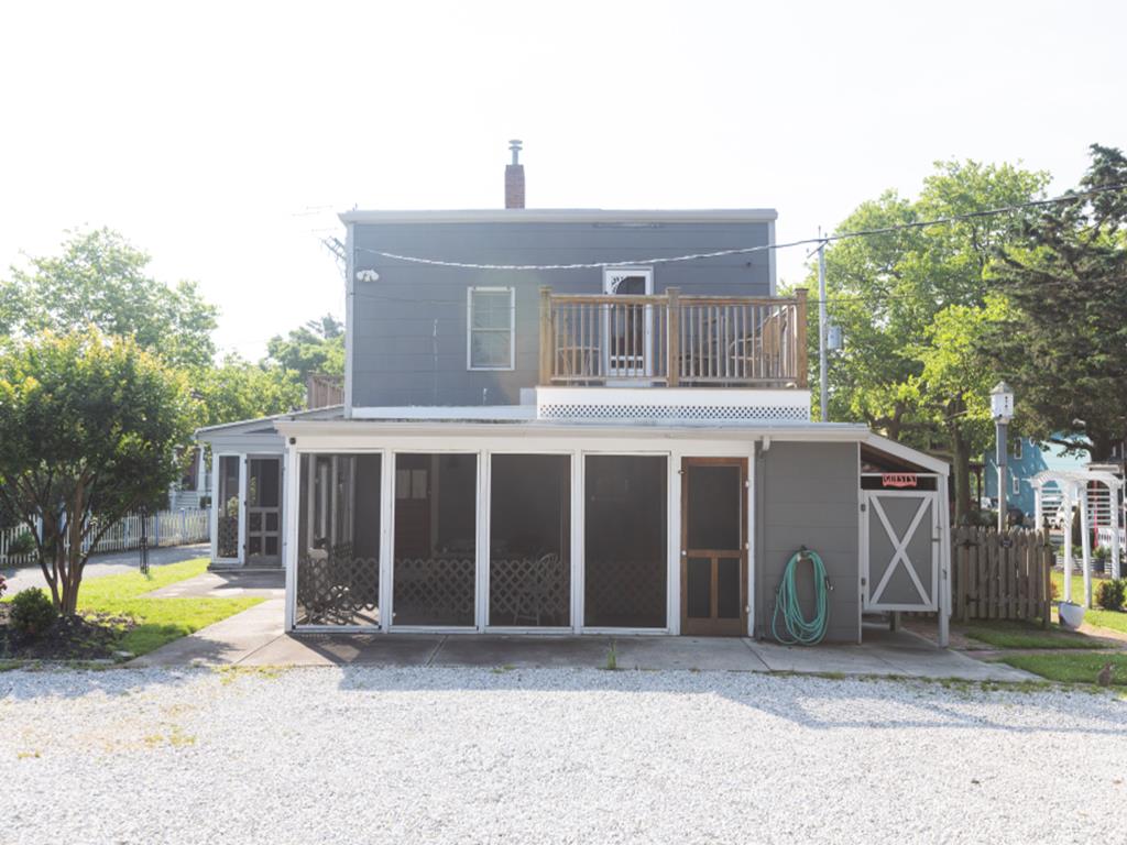 1015 Washington Arctic Fox Suite | Photo 6