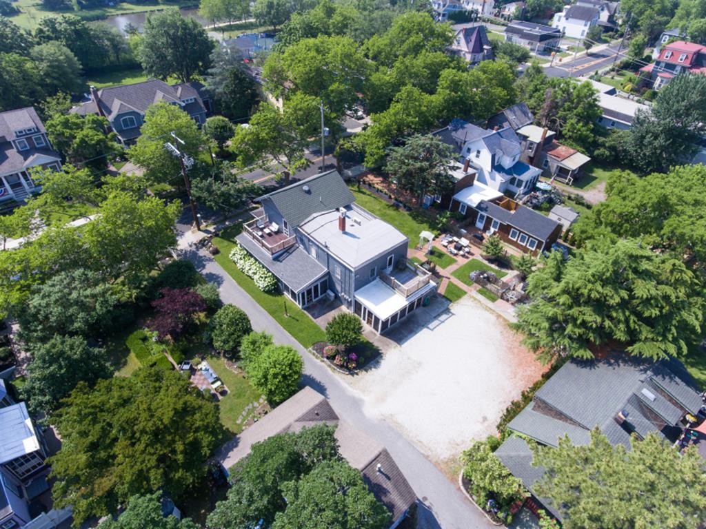 1015 Washington Arctic Fox Suite | Photo 9