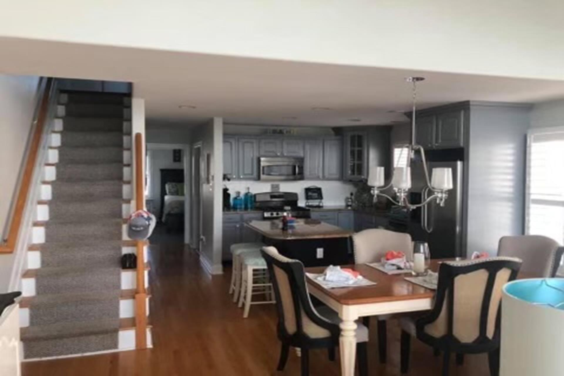 633 21st Street, Avalon (Center)