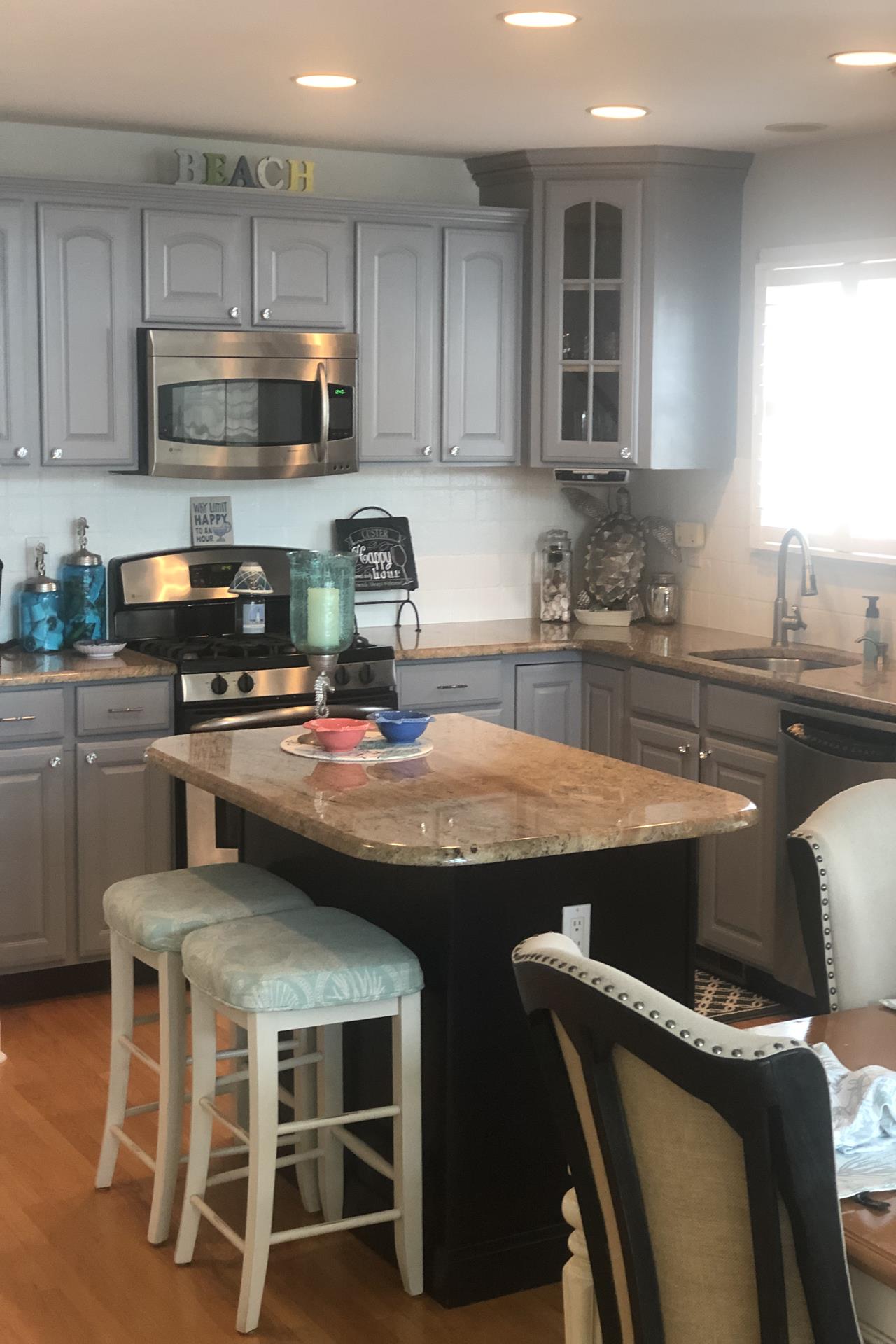 633 21st Street, Avalon (Center)