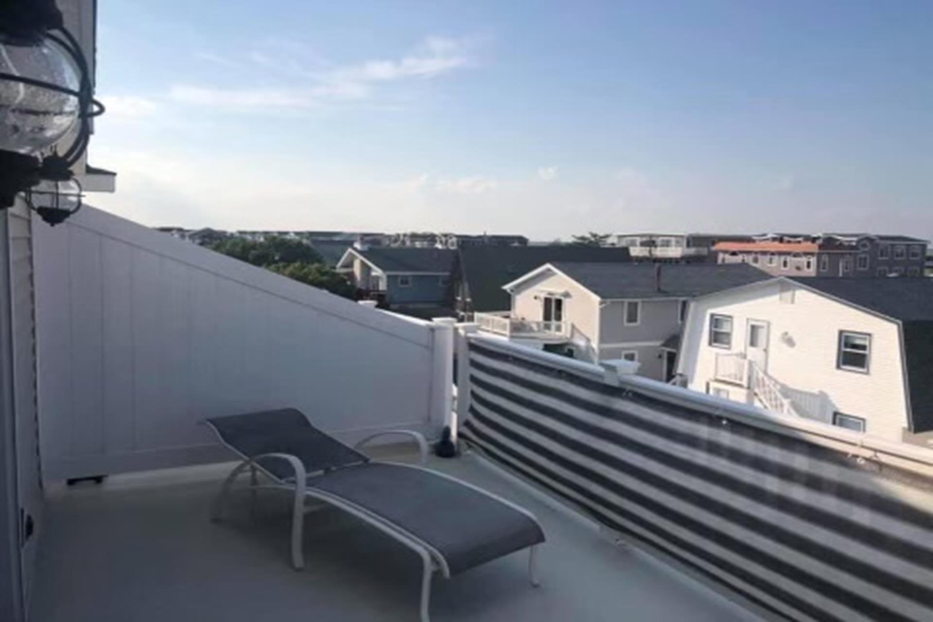 633 21st Street, Avalon (Center)