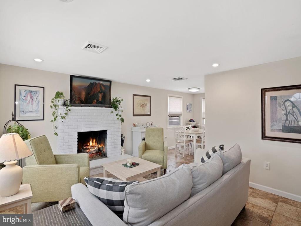 6200 Long Beach Blvd, Brant Beach (Bay Side)