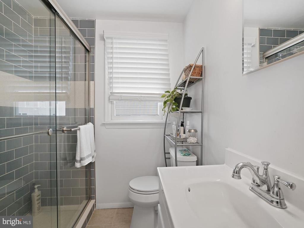 6200 Long Beach Blvd, Brant Beach (Bay Side)