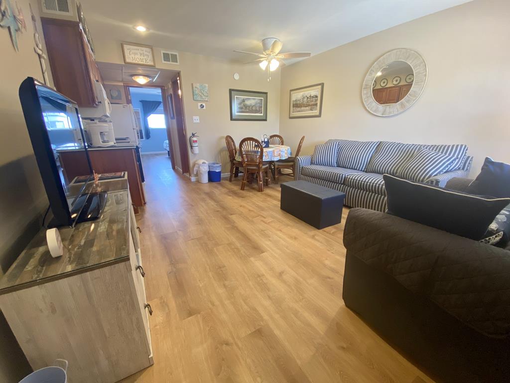 M & M Shore Thing | Photo 4