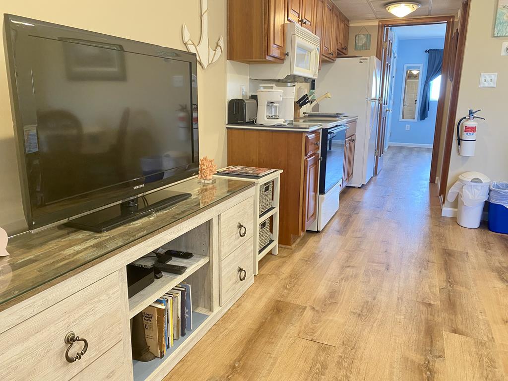 M & M Shore Thing | Photo 7