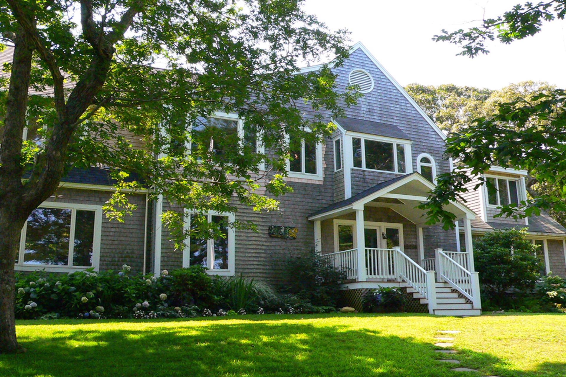 137 Massasoit Ave., Vineyard Haven, MA 02568, Water Views MLS 153976