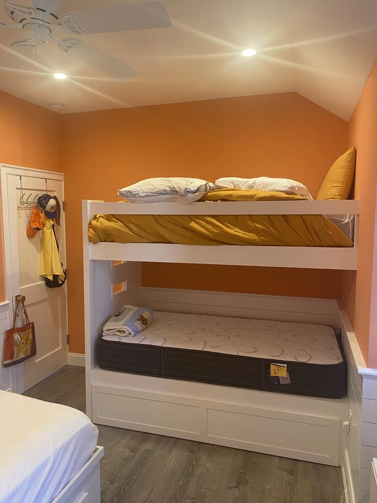 112 E. Marine Lane, The Dunes (Ocean Side)