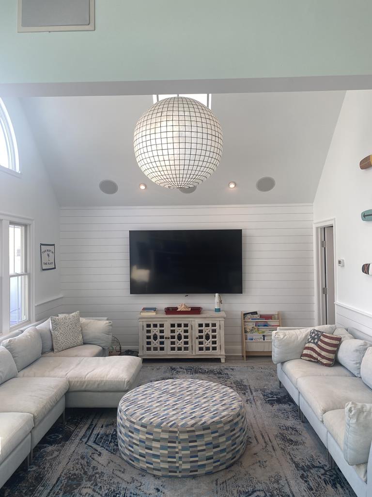 112 E. Marine Lane, The Dunes (Ocean Side)