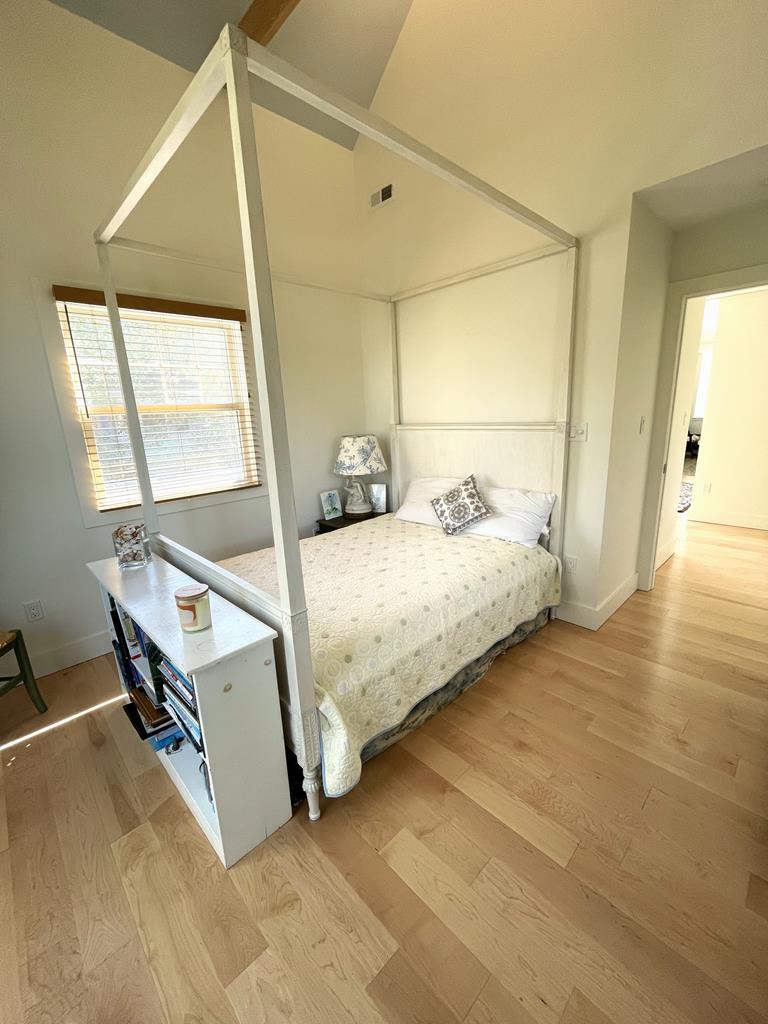 Modern Home at The Point | Photo 18