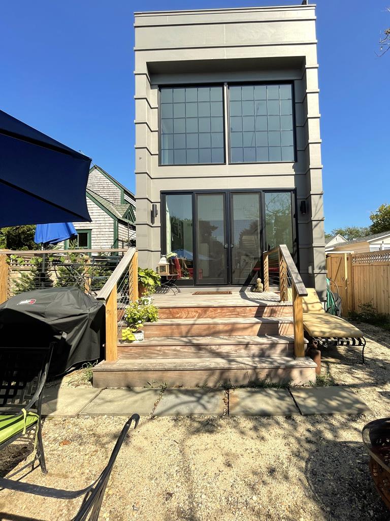 Modern Home at The Point | Photo 29