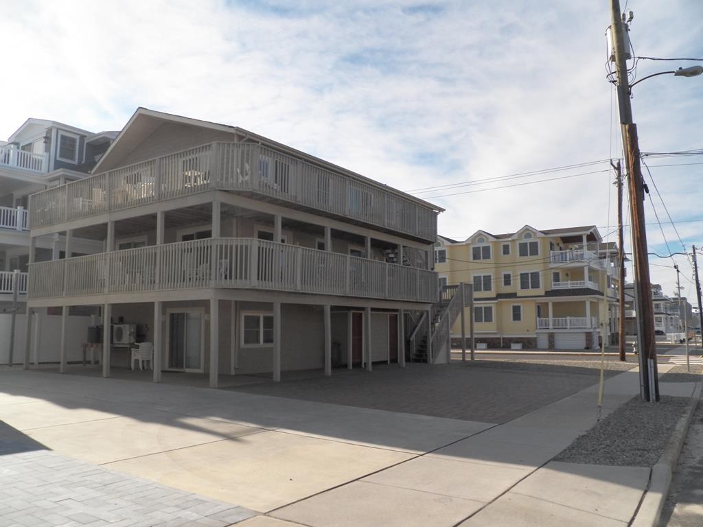 5701 Pleasure Avenue, Sea Isle City (Beach Block)