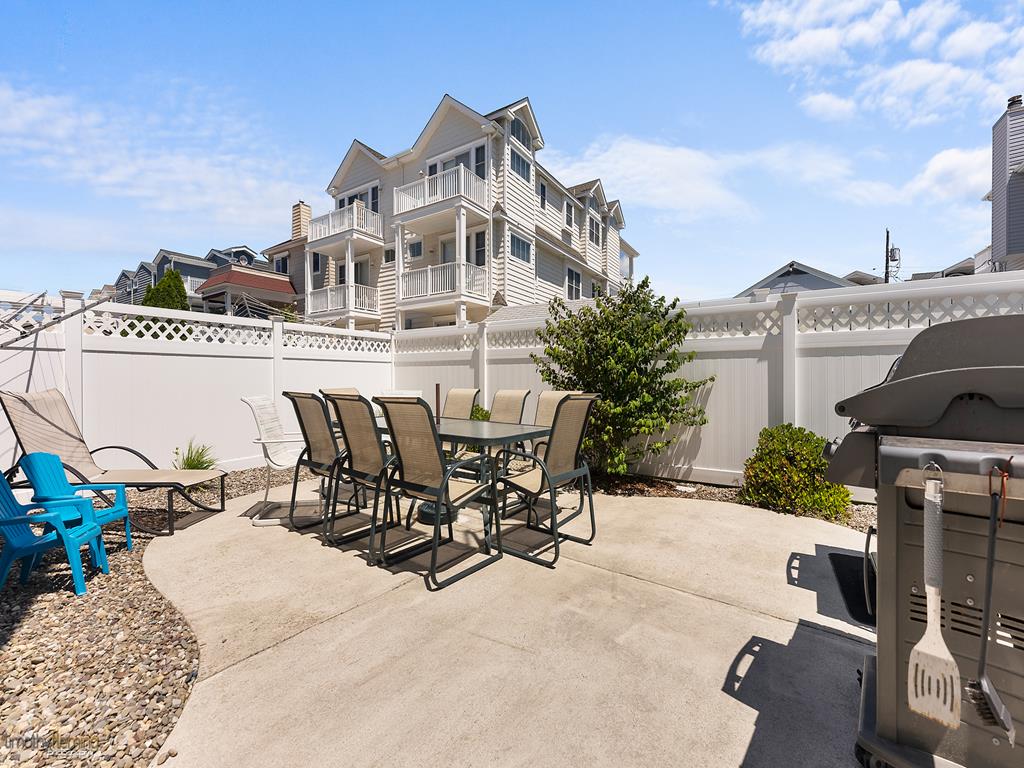 21 73rd, Sea Isle City (Beach Block)