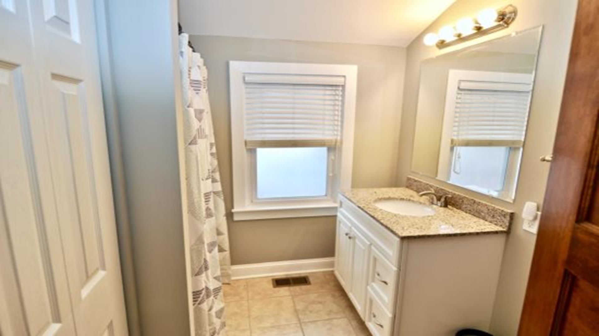 2111 Atlantic Avenue, North Wildwood (North Wildwood Beach Side)