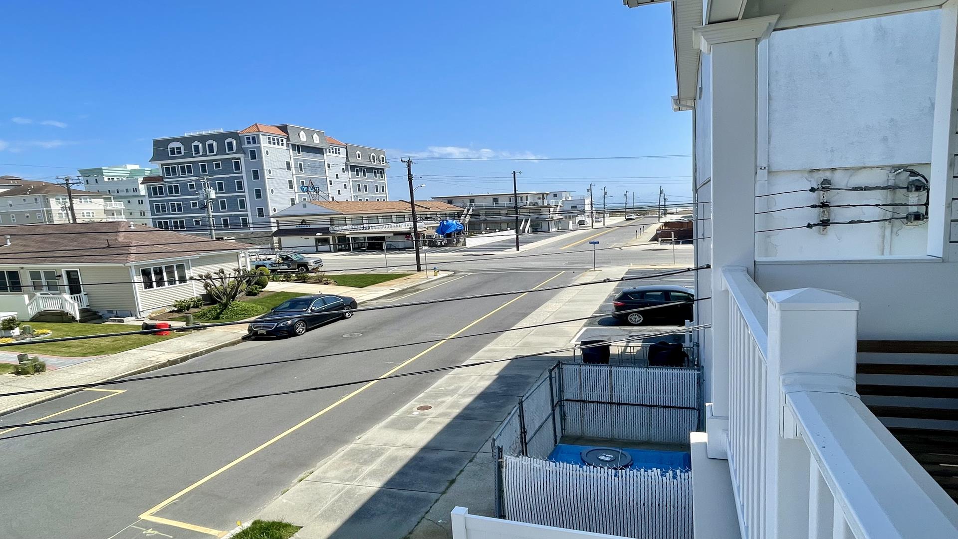330 East Saint Paul Avenue, Wildwood Crest (Wildwood Crest Beach Side)