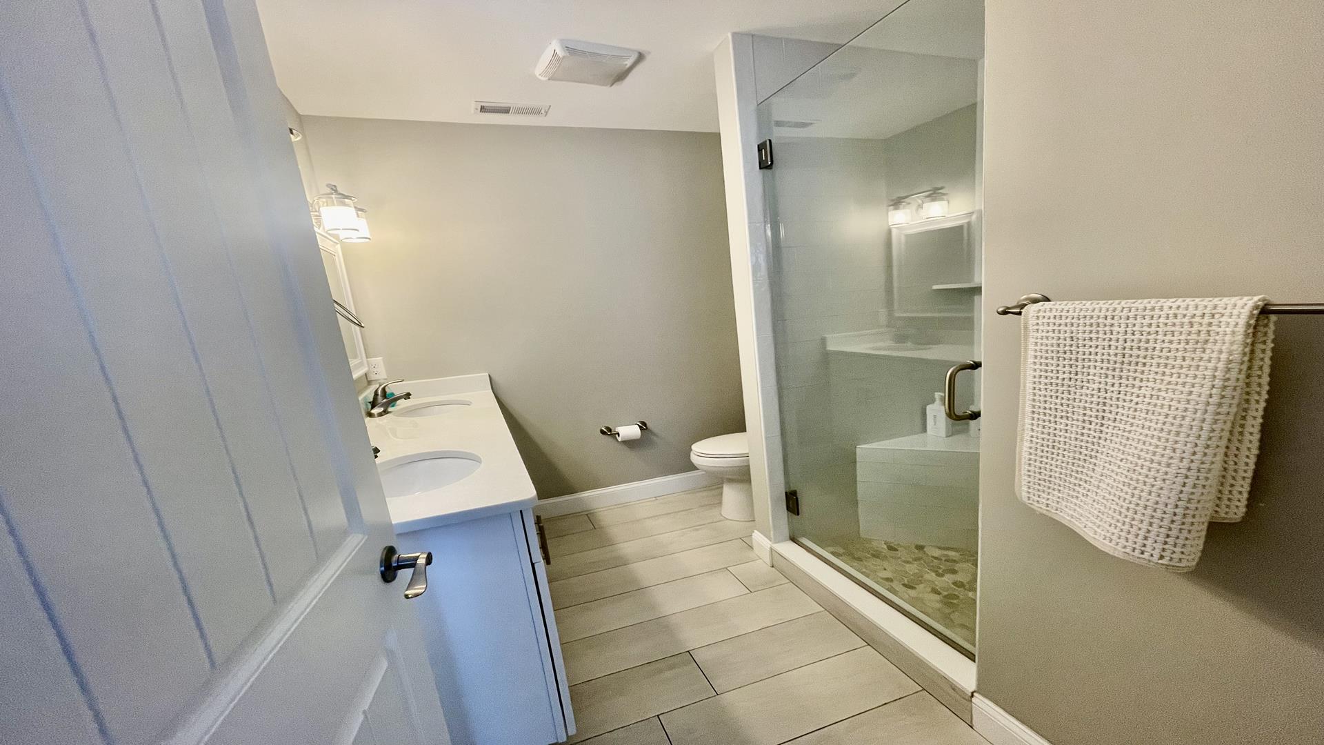 330 East Saint Paul Avenue, Wildwood Crest (Wildwood Crest Beach Side)