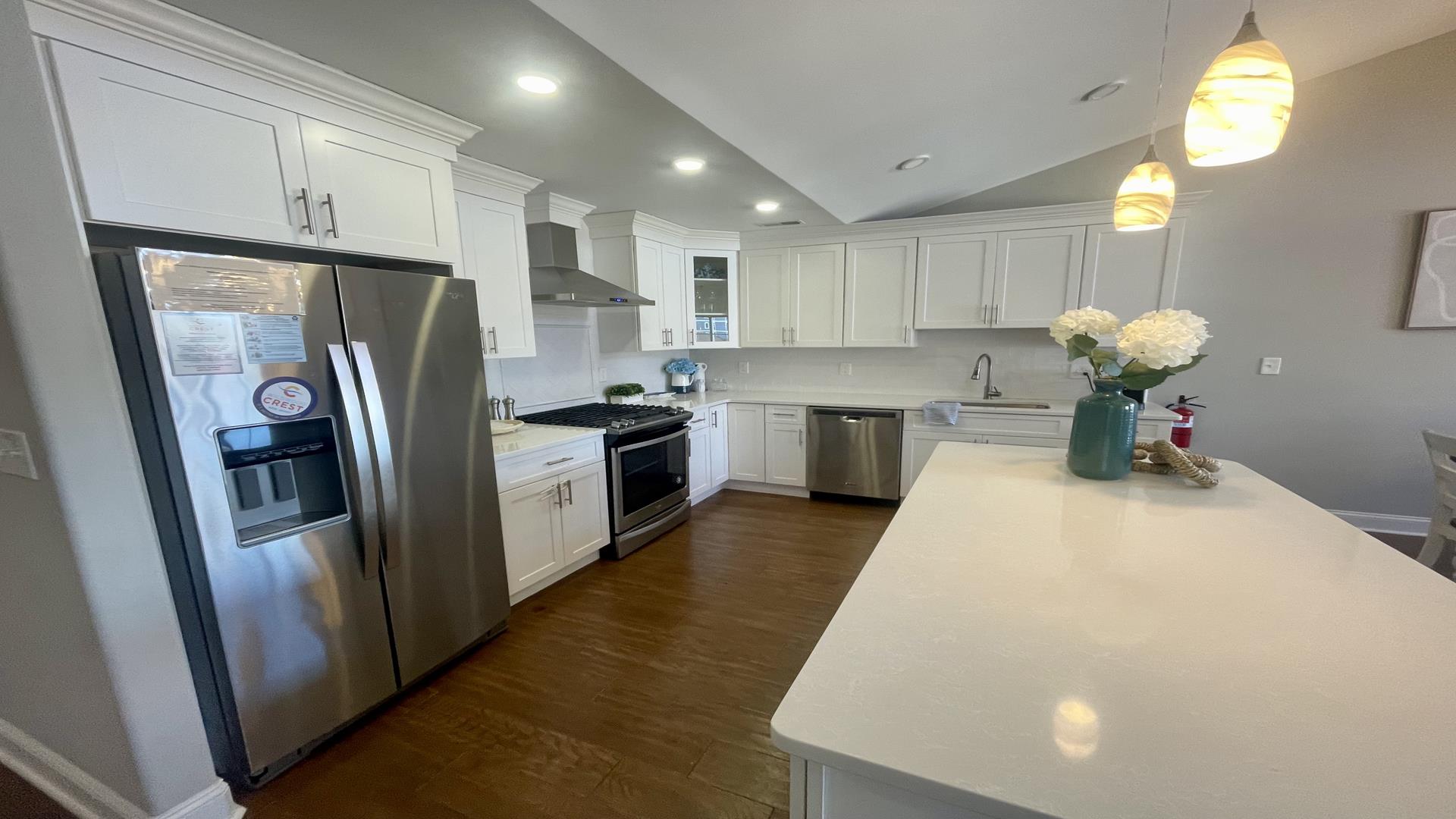 330 East Saint Paul Avenue, Wildwood Crest (Wildwood Crest Beach Side)