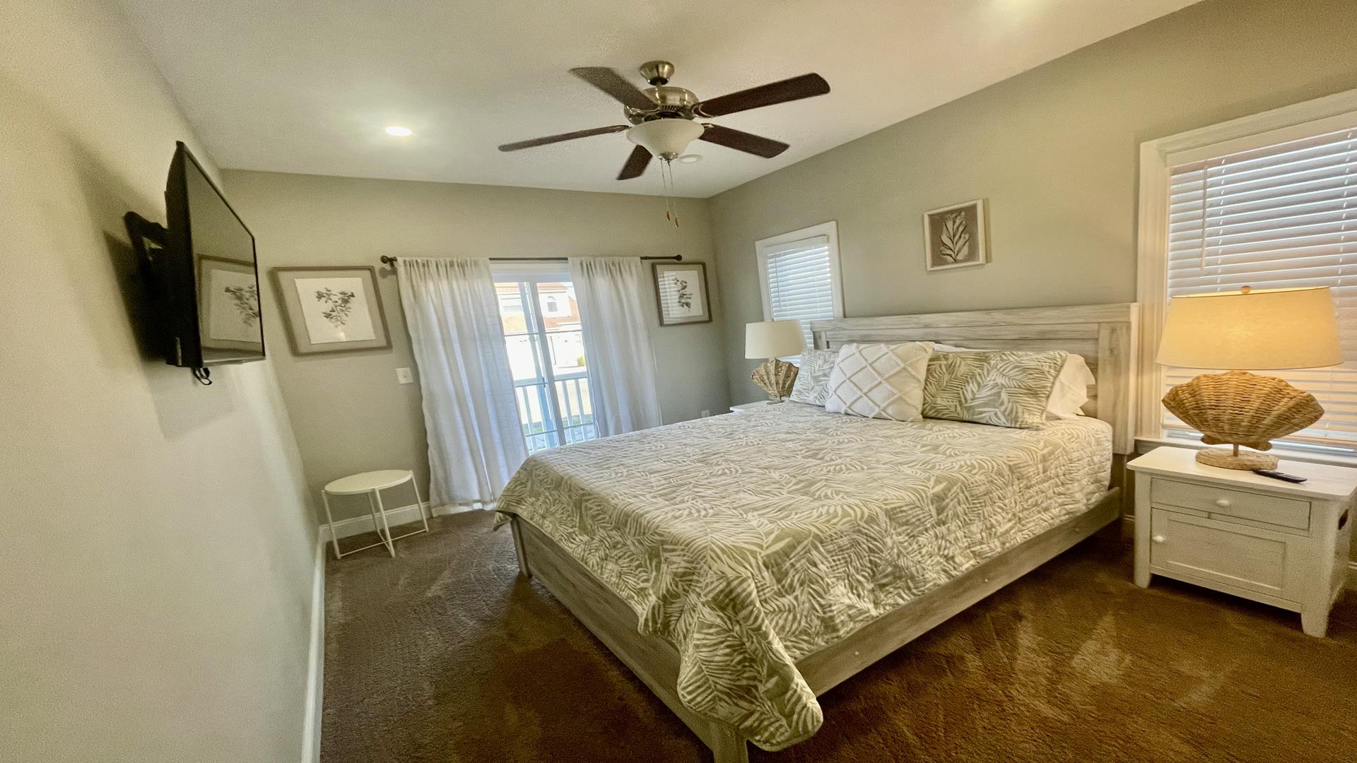 330 East Saint Paul Avenue, Wildwood Crest (Wildwood Crest Beach Side)