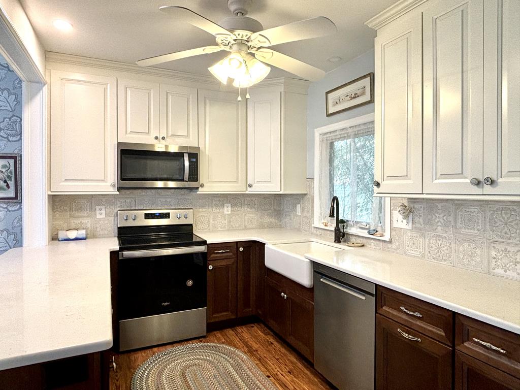 The Windsor Cottage | Photo 12