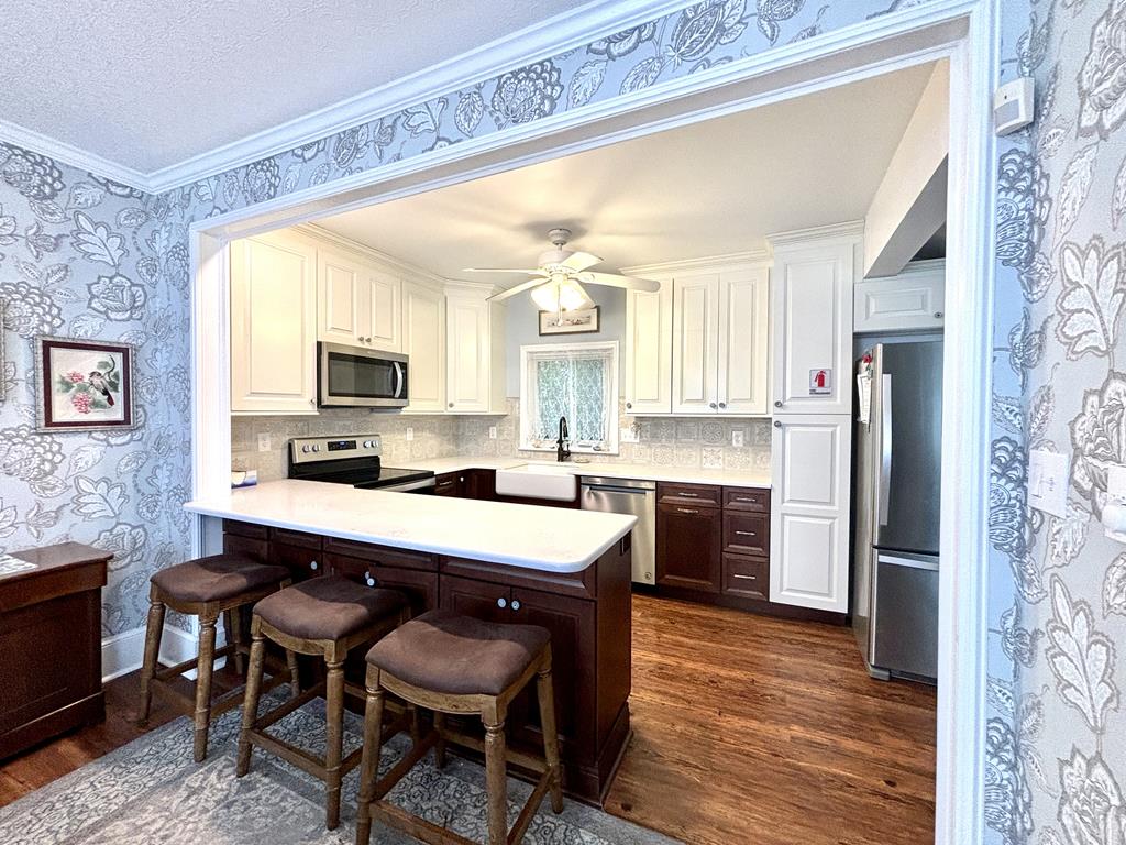 The Windsor Cottage | Photo 13