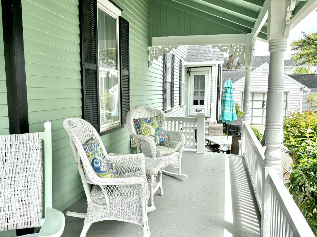 The Windsor Cottage | Photo 27