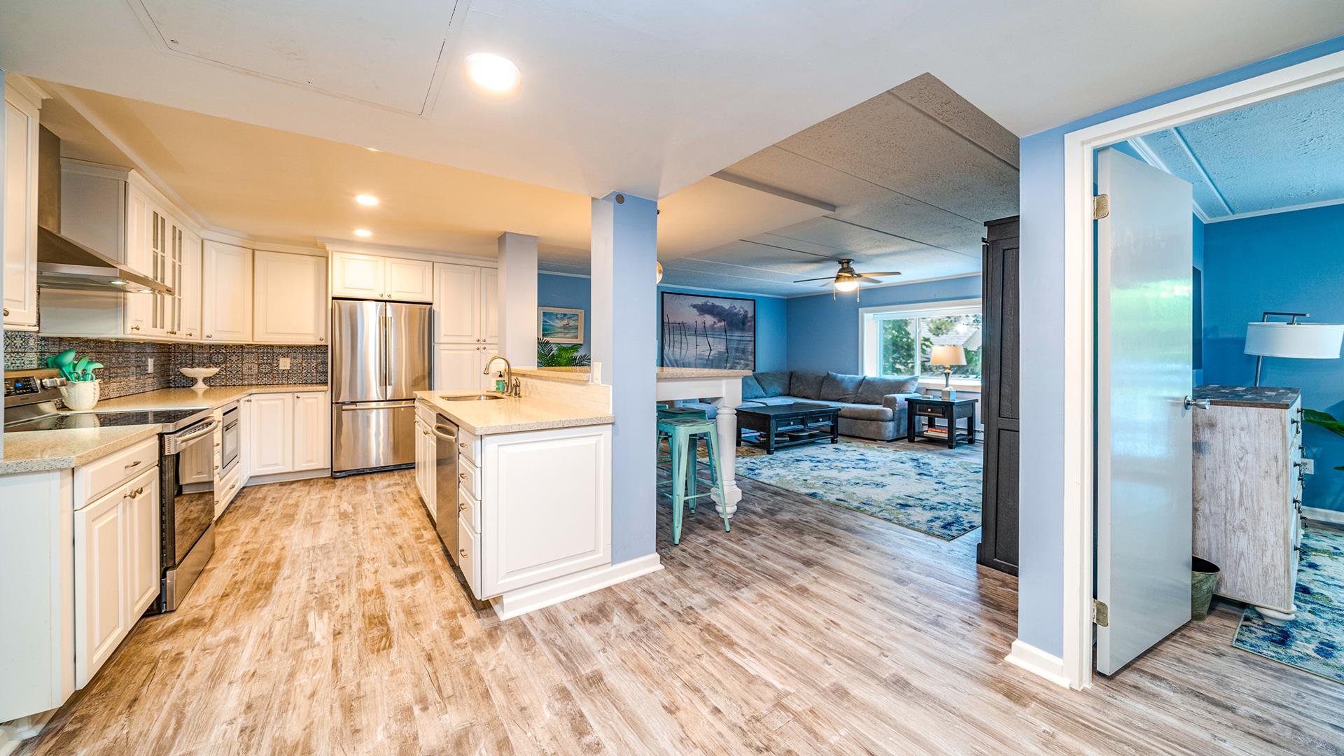 8001 Second Avenue, Stone Harbor (Northend Stone Harbor) - Picture 5