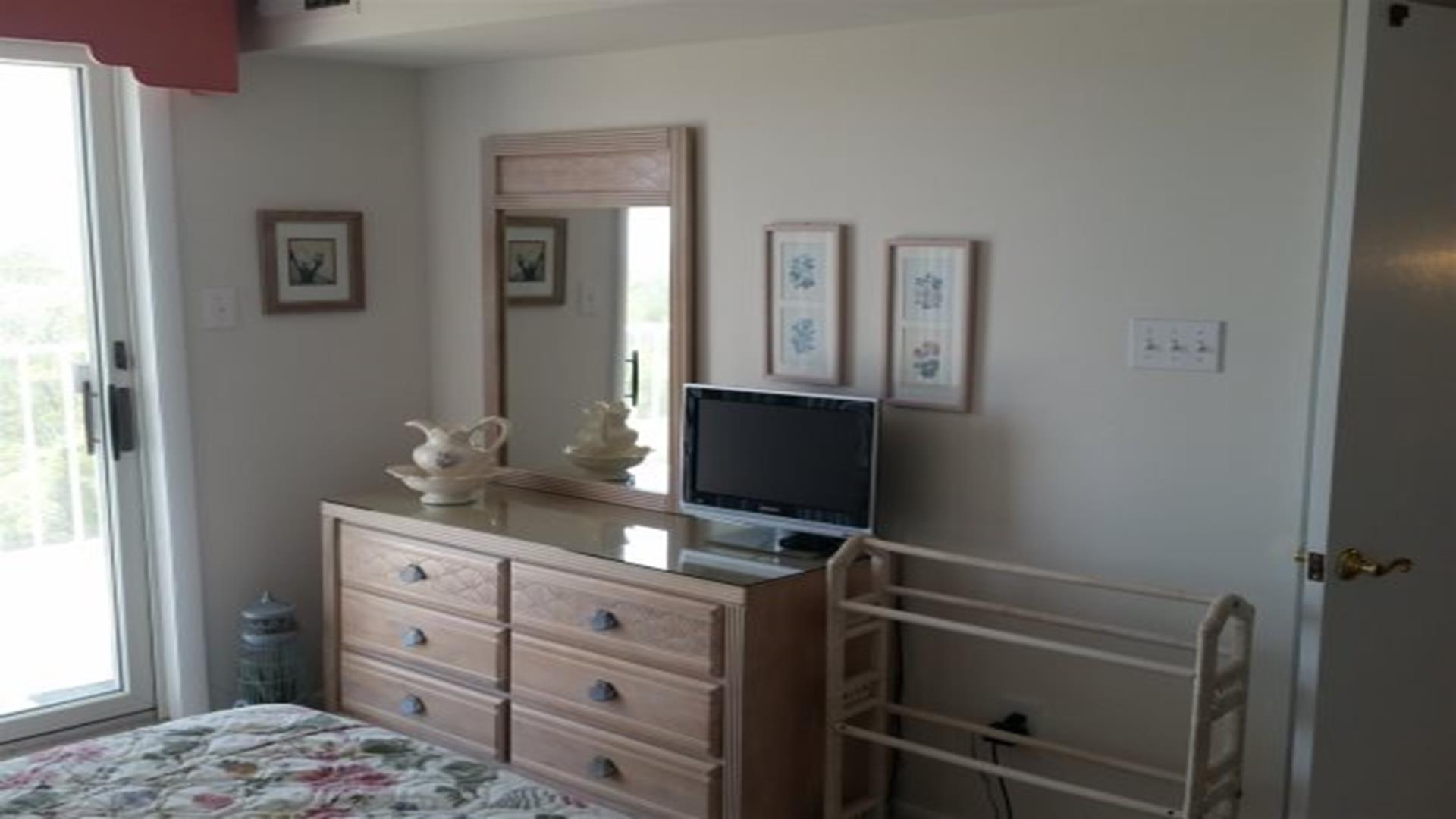 300 East Raleigh Avenue, Wildwood (Diamond Beach Bay Side)