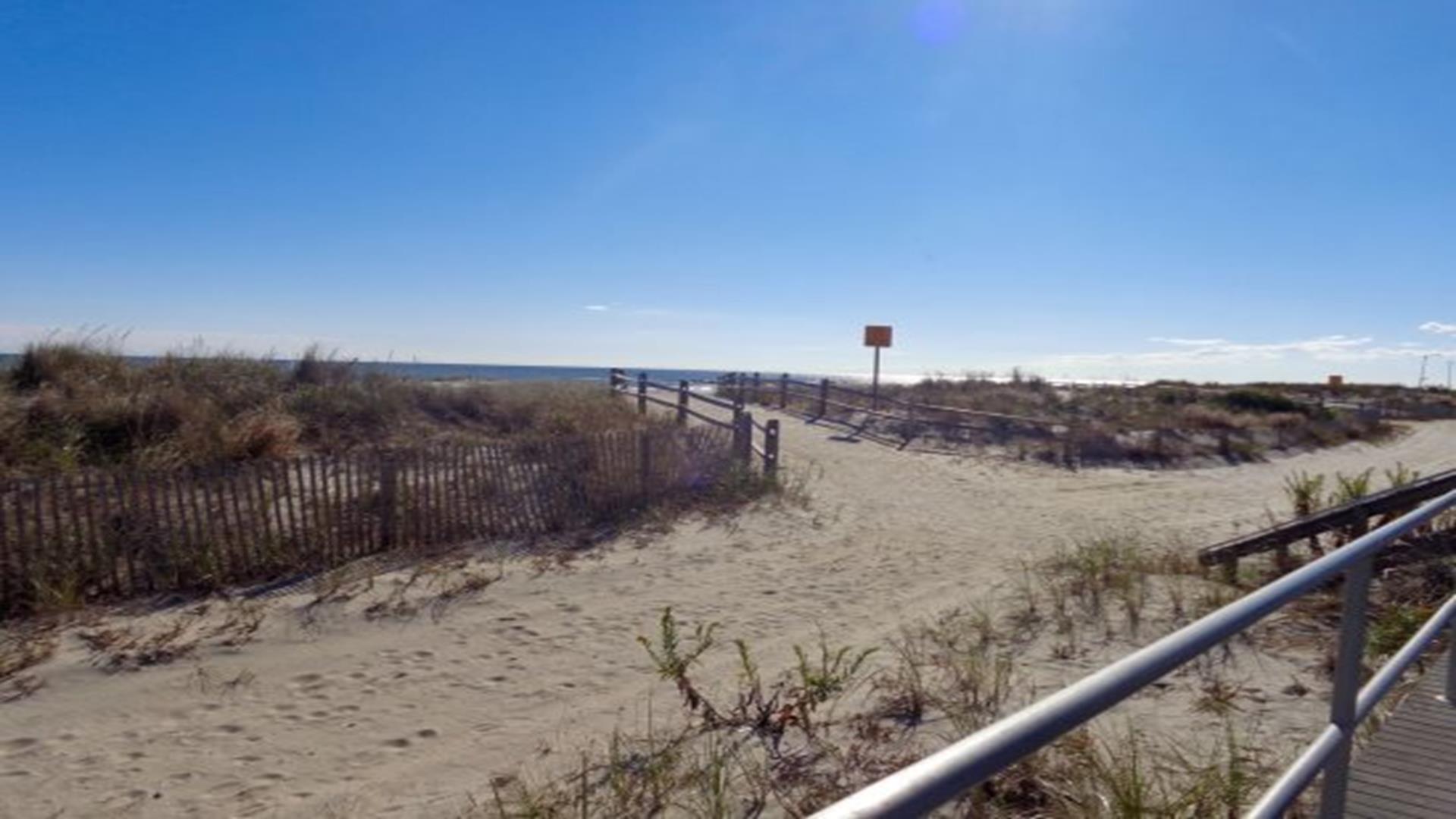 924 Street Charles Place, Ocean City (Beach Front)