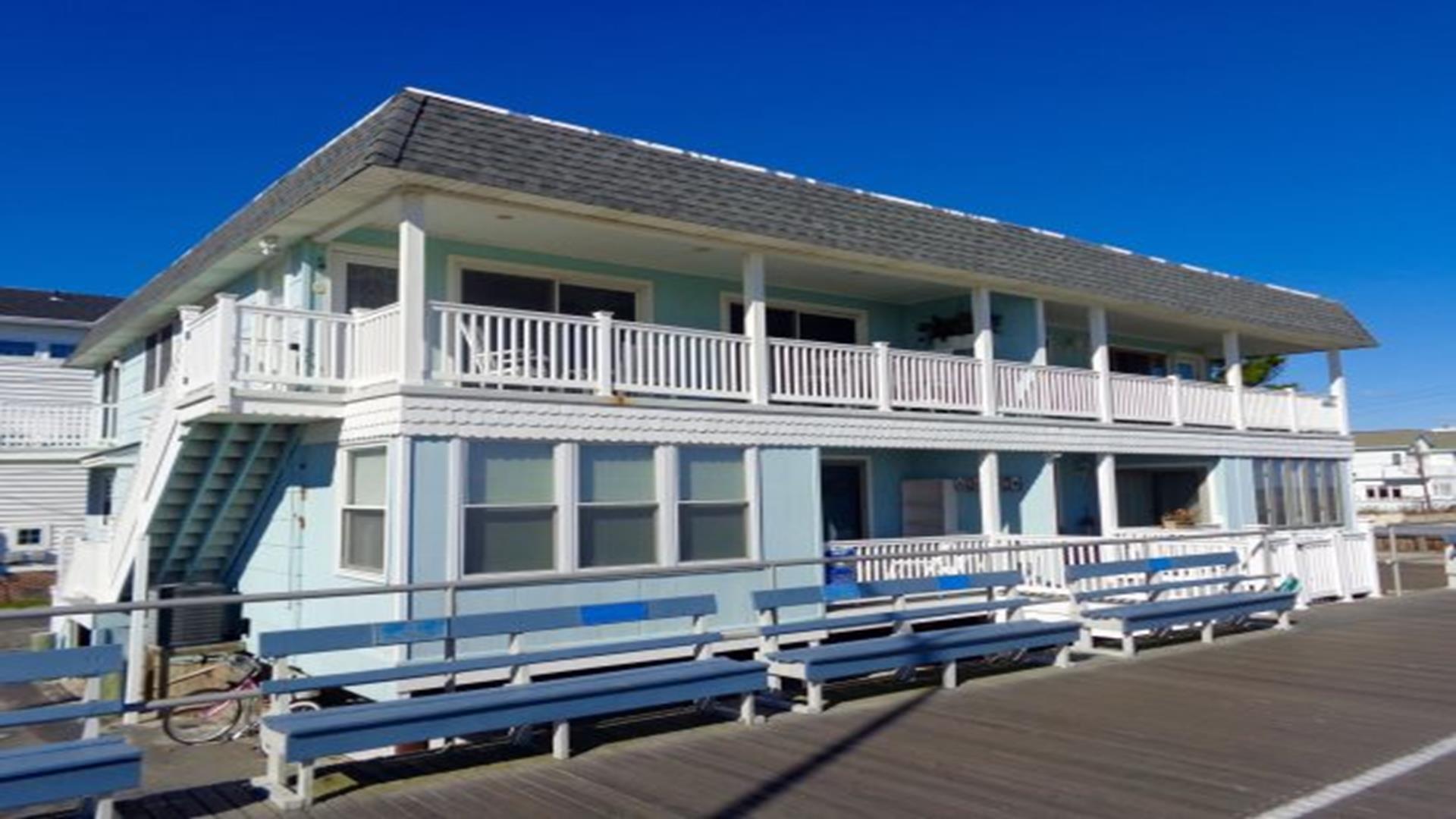 924 Street Charles Place, Ocean City (Beach Front)