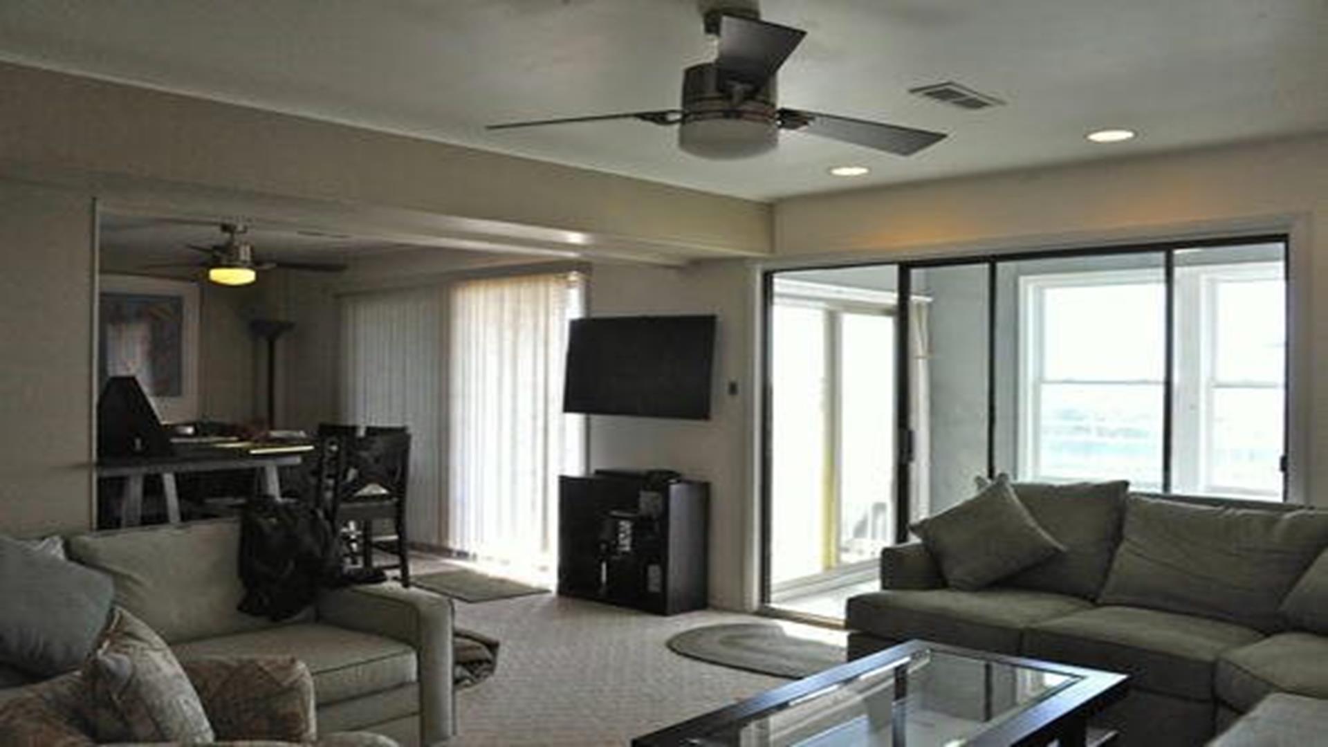 924 Street Charles Place, Ocean City (Beach Front)