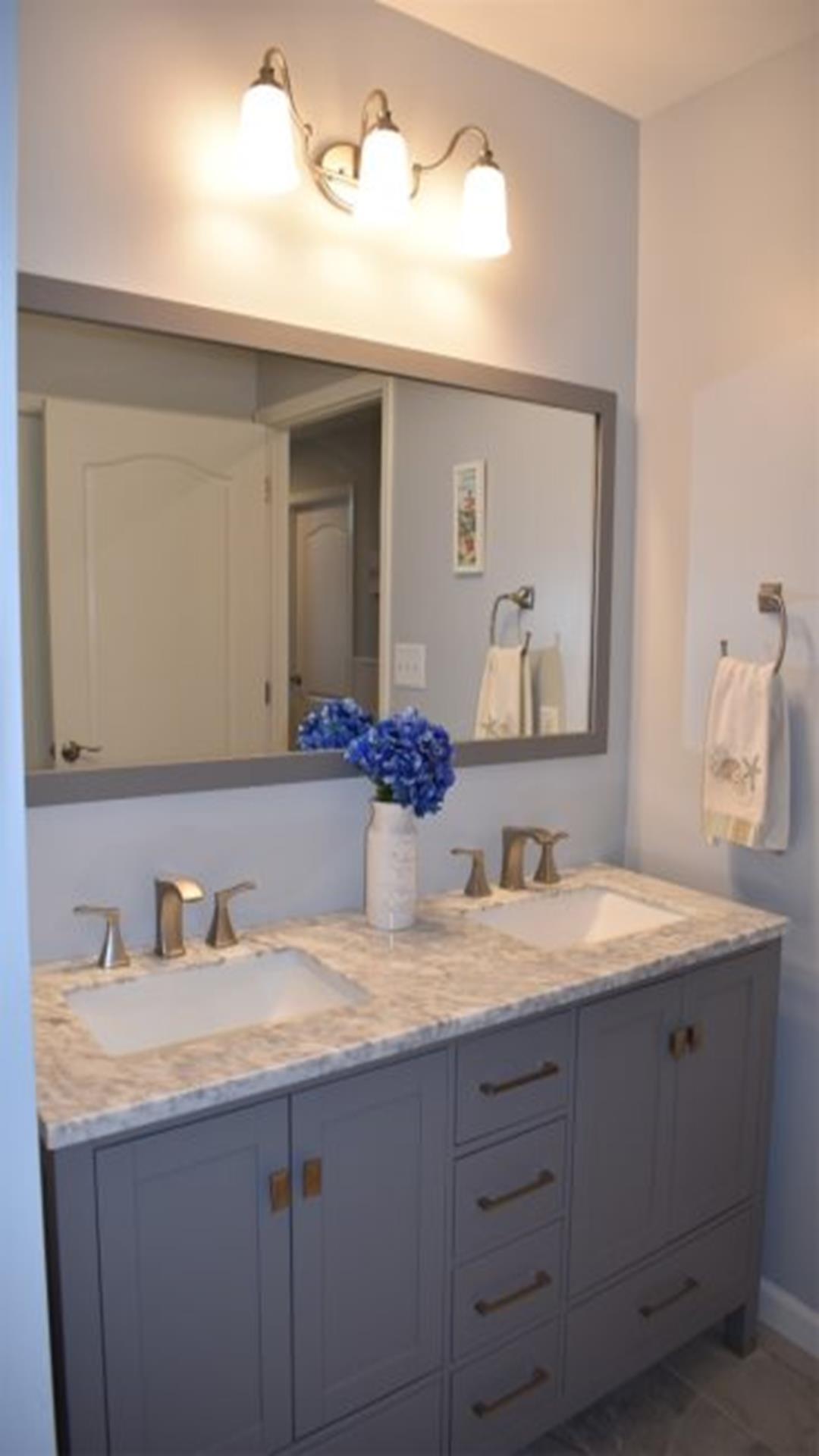 301 East Rochester Avenue, Wildwood Crest (Wildwood Crest Beach Side)