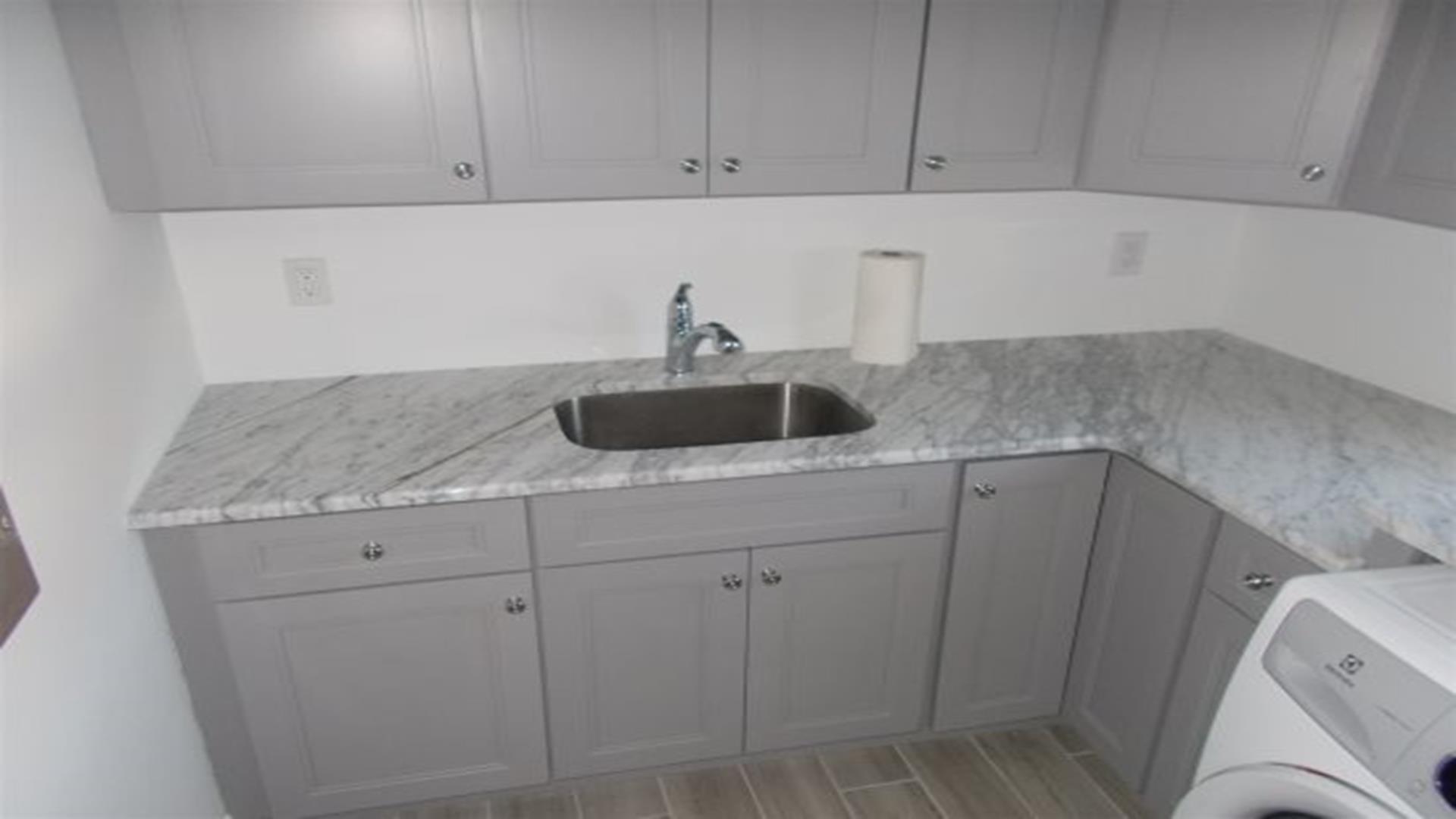 7201 Seaview Avenue, Wildwood Crest (Wildwood Crest Beach Side)