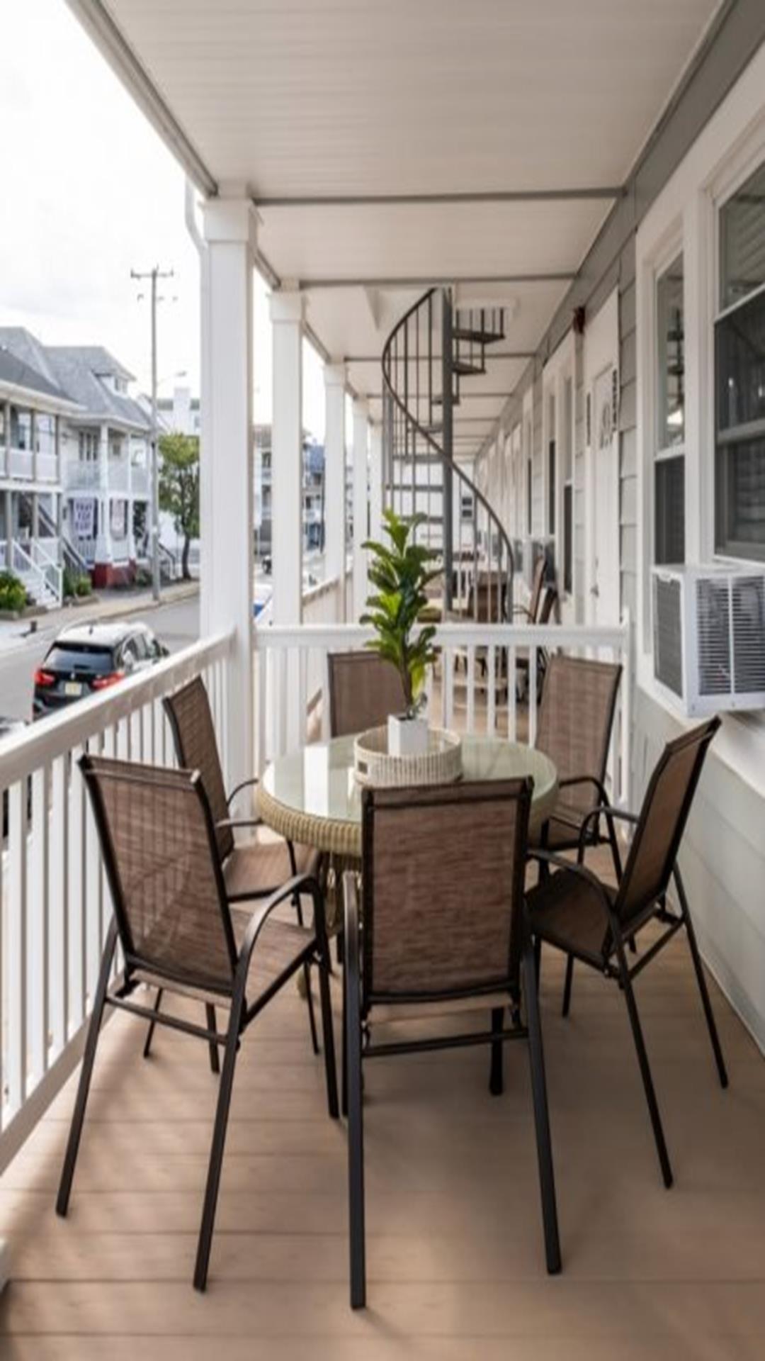 819 Moorlyn Terrace, Ocean City (Center)