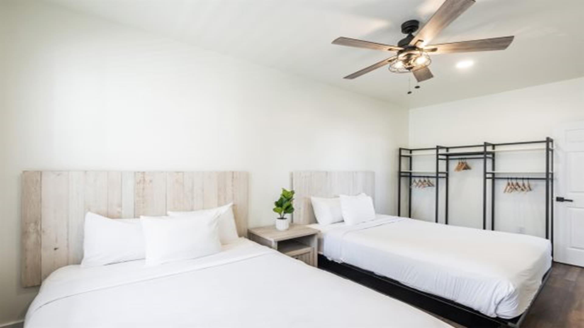 819 Moorlyn Terrace, Ocean City (Center)